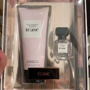 סט ויקטוריה סיקרט טיס (א) פרפיום 7.5מל+חמאת גוף